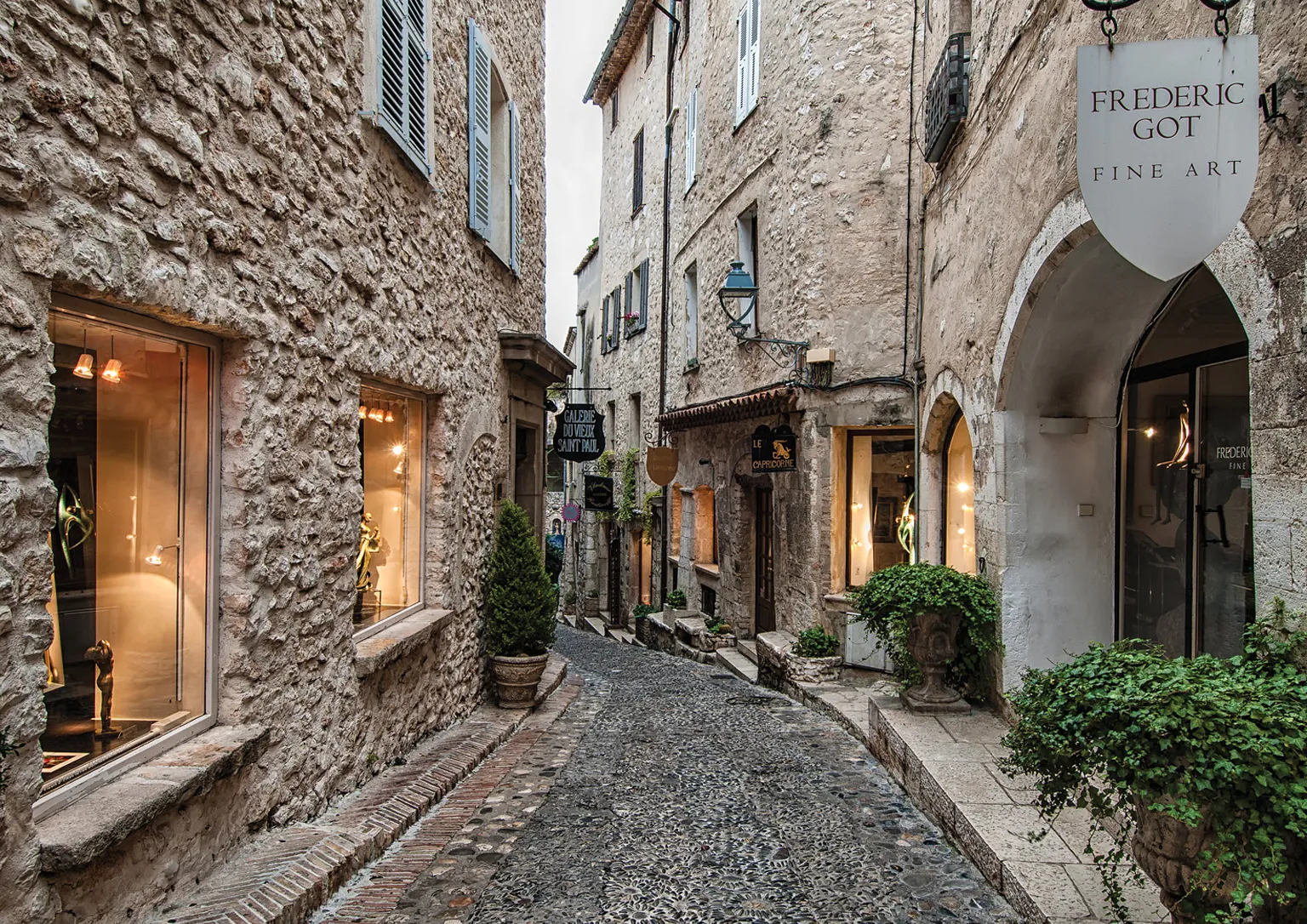 Art galleries and stone streets of Saint-Paul-de-Vence